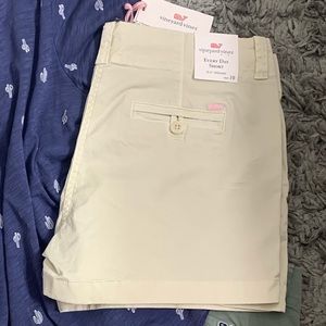 Vineyard vines shorts